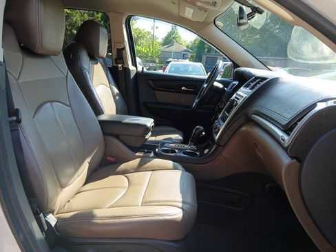 Used 2016 GMC Acadia SLT FWD image 19