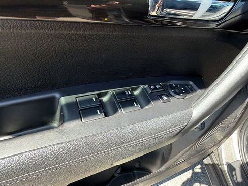 Used 2013 Kia Sorento EX w/ EX V6 Premium Pkg FWD image 21