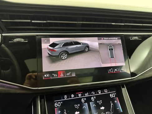 Used 2019 Audi Q8 Prestige AWD/4WD image 30