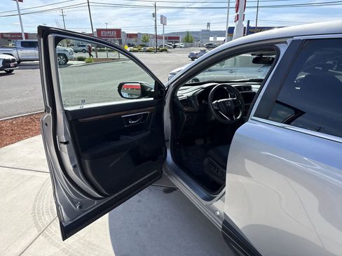 Used 2018 Honda CR-V EX image 10
