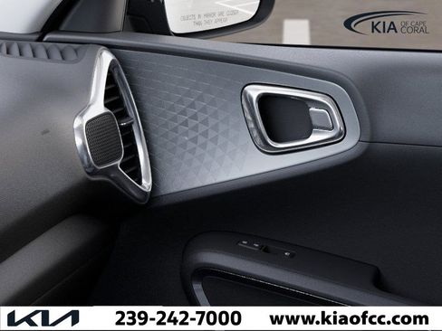 New 2025 Kia Soul LX image 25