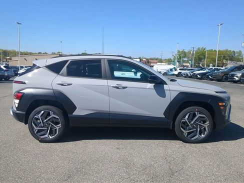 New 2026 Hyundai Kona SEL Premium AWD/4WD image 3