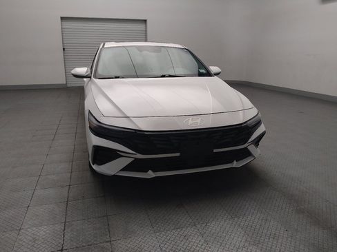 Used 2025 Hyundai Elantra SEL FWD image 14