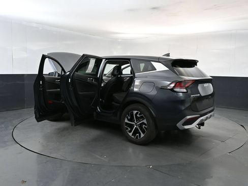 Used 2024 Kia Sportage EX FWD image 27