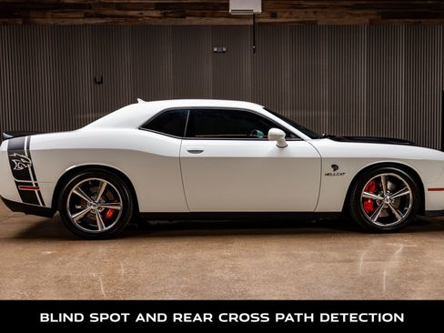 Used 2018 Dodge Challenger SRT Hellcat image 10