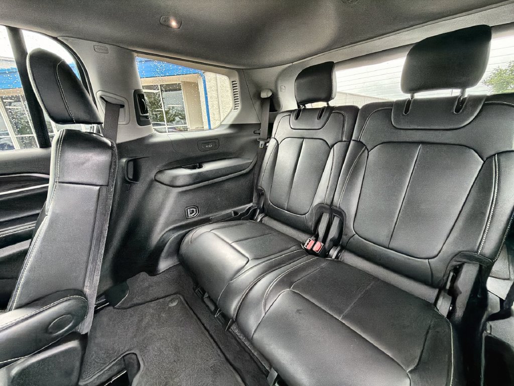 Used 2021 Jeep Grand Cherokee L Limited AWD/4WD image 24