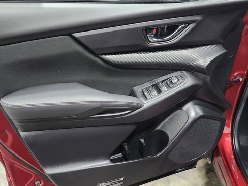 Used 2025 Subaru Ascent Premium image 28