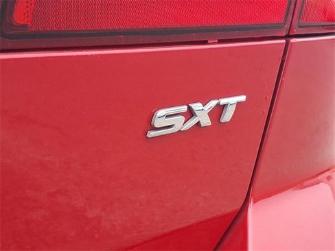 Used 2016 Dodge Journey SXT image 29