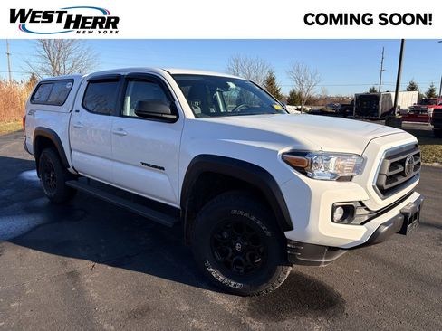 Used 2023 Toyota Tacoma SR5 image 1