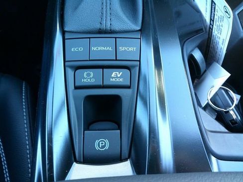 New 2026 Toyota Camry SE FWD image 18