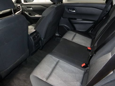 Certified 2024 Nissan Rogue SV AWD/4WD image 20