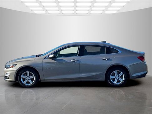 Used 2024 Chevrolet Malibu LT image 4