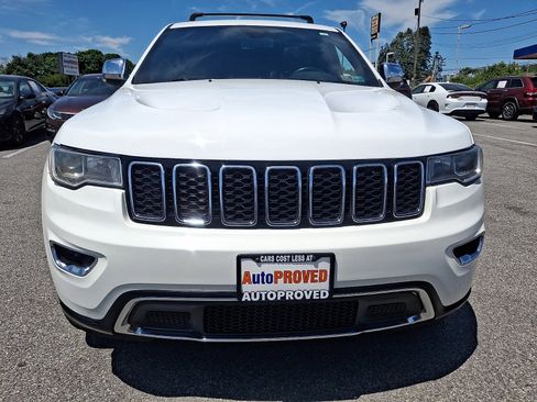 Used 2019 Jeep Grand Cherokee Limited AWD/4WD image 2