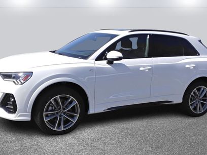 Certified 2025 Audi Q3 2.0T Premium w/ Convenience Package