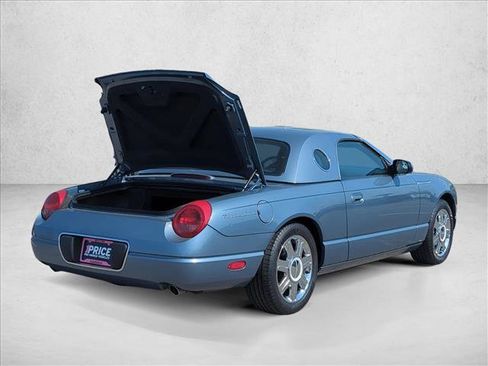 Used 2005 Ford Thunderbird Deluxe image 5
