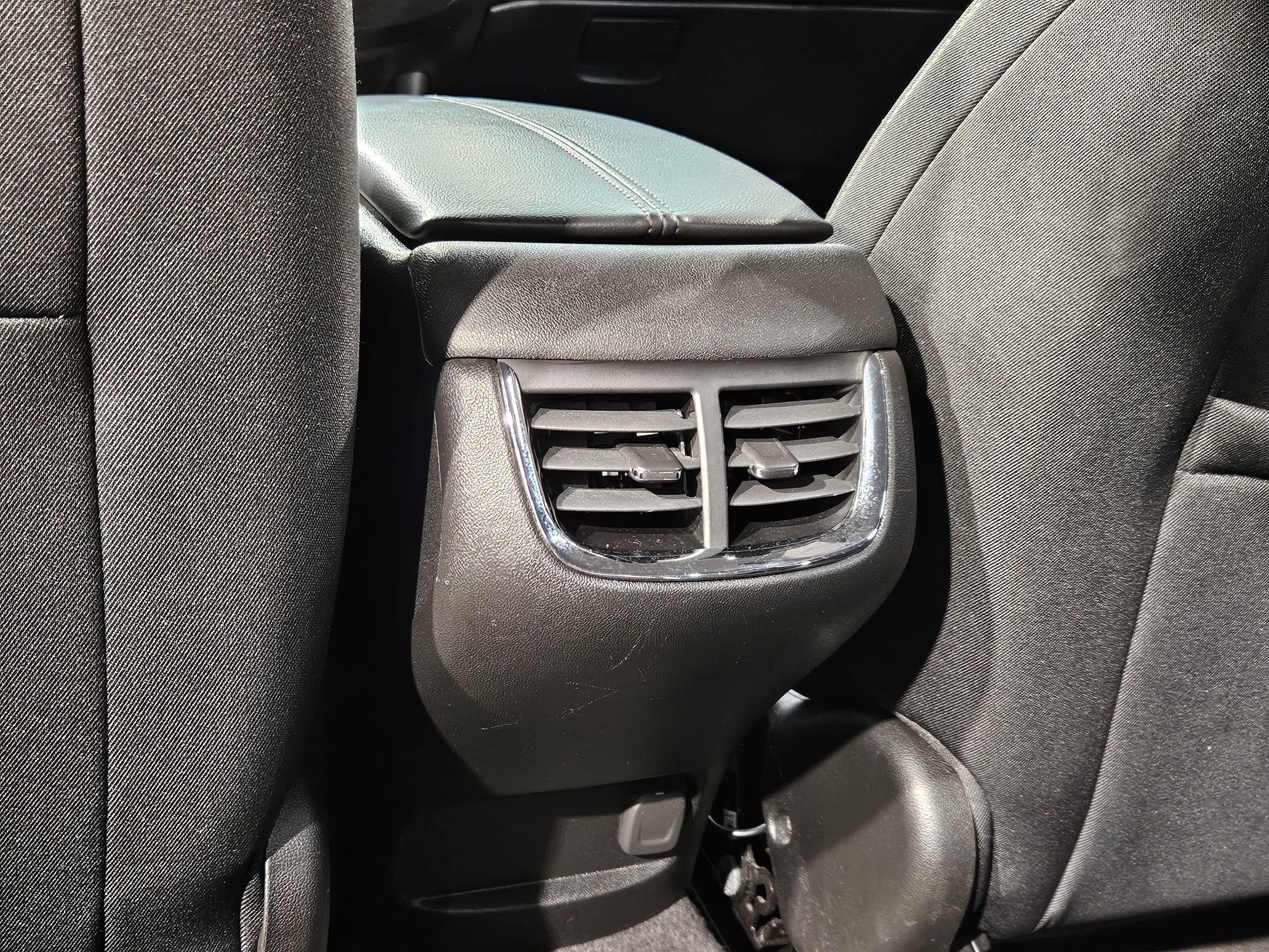 Used 2024 Chevrolet Malibu LT FWD image 36