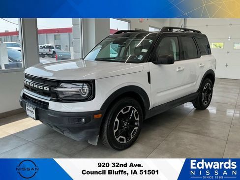 Used 2022 Ford Bronco Sport Outer Banks w/ Tech Package AWD/4WD image 5