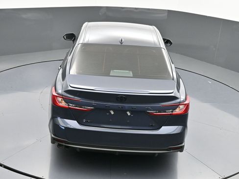 Used 2026 Toyota Camry SE image 34