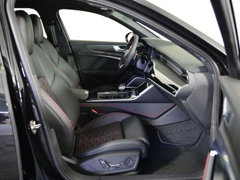 New 2026 Audi RS 6 performance image 18