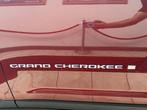 Used 2024 Jeep Grand Cherokee Limited 4xe AWD/4WD image 8