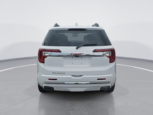 Used 2023 GMC Acadia Denali w/ Denali Ultimate Package image 4