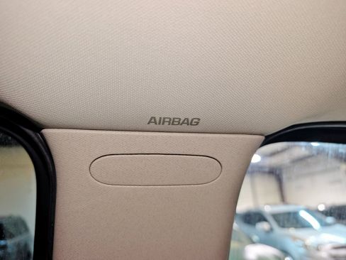 Used 2011 Chevrolet Tahoe LT image 41