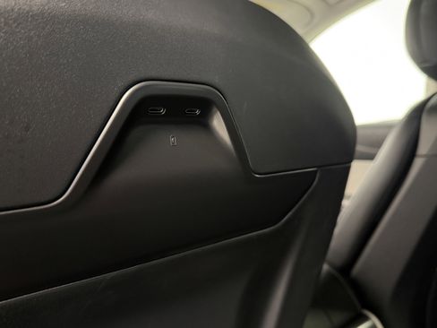 Used 2025 Lincoln Nautilus Reserve image 26