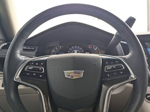 Used 2018 Cadillac Escalade Premium Luxury image 22