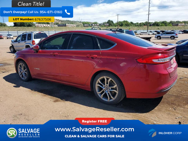 Used 2017 Ford Fusion SE w/ Equipment Group 601A FWD image 3
