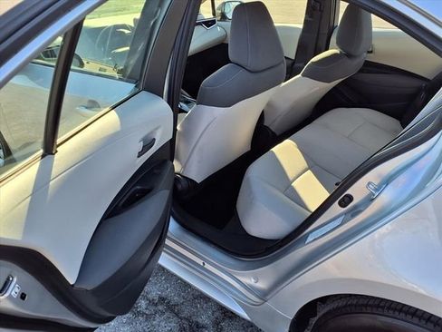 Used 2022 Toyota Corolla LE image 77