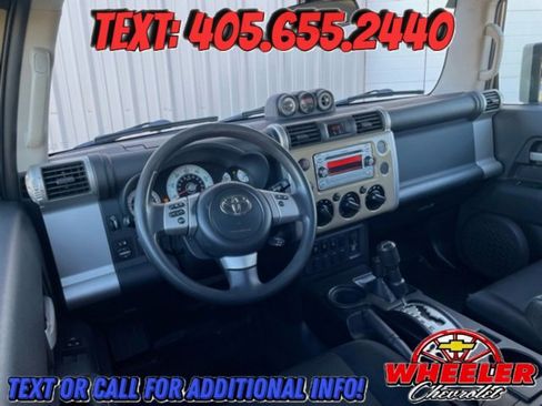 Used 2012 Toyota FJ Cruiser 4WD w/ Convenience Pkg image 14