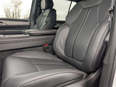 New 2025 Jeep Wagoneer Series II image 14