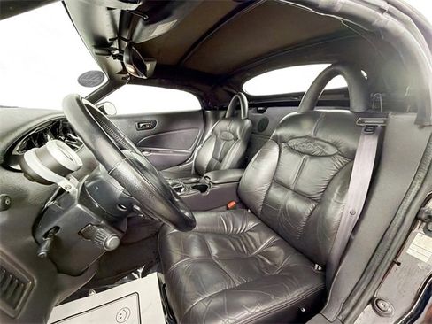 Used 2000 Plymouth Prowler Base image 17