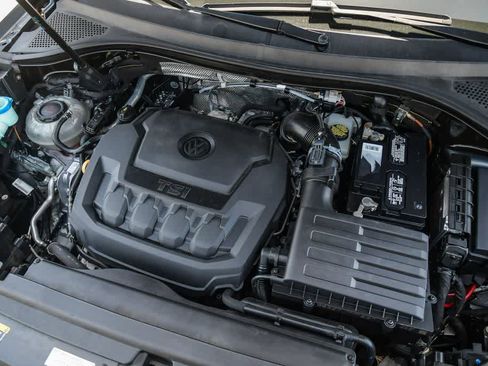 Used 2021 Volkswagen Tiguan S FWD image 27