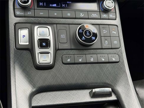 Used 2023 Hyundai Palisade Limited image 12