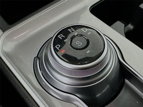 Used 2024 Ford Edge SEL w/ Convenience Package image 15