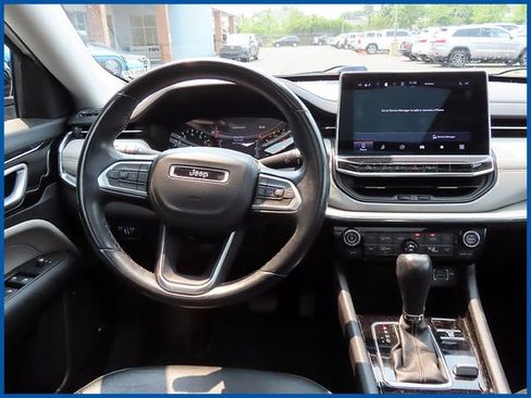 Used 2022 Jeep Compass Limited w/ Sun and Sound Group AWD/4WD image 10