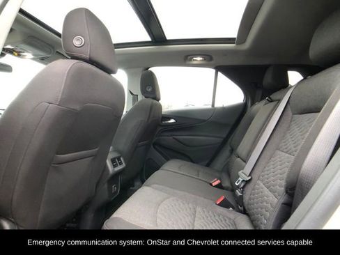 Used 2021 Chevrolet Equinox LT image 23