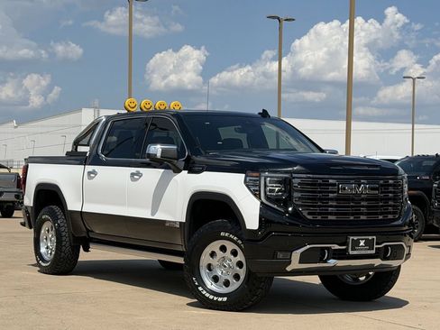 New 2026 GMC Sierra 1500 Denali Ultimate AWD/4WD image 2