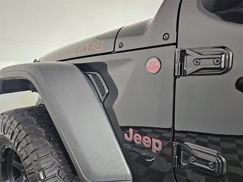 Used 2021 Jeep Gladiator Rubicon w/ Uconnect 4C Nav & Sound Group image 36
