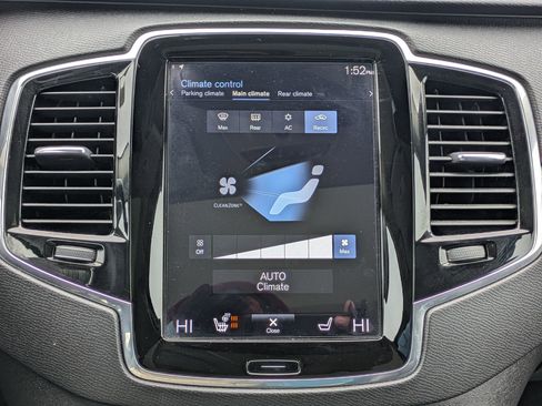 Used 2018 Volvo XC90 T6 Momentum w/ Convenience Package image 14