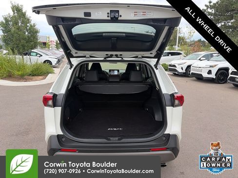 Used 2019 Toyota RAV4 Limited AWD/4WD image 18