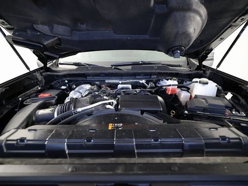 Used 2025 Chevrolet Silverado 3500 LTZ image 38