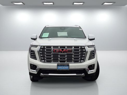 Certified 2025 GMC Yukon Denali image 2