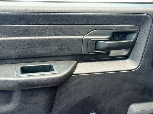 Used 2017 RAM 1500 Tradesman image 19