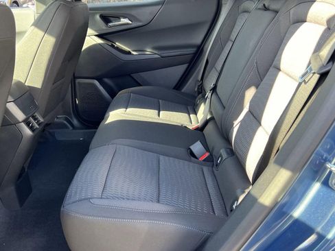 New 2025 Chevrolet Equinox LT w/ Safety and Technology Package image 19