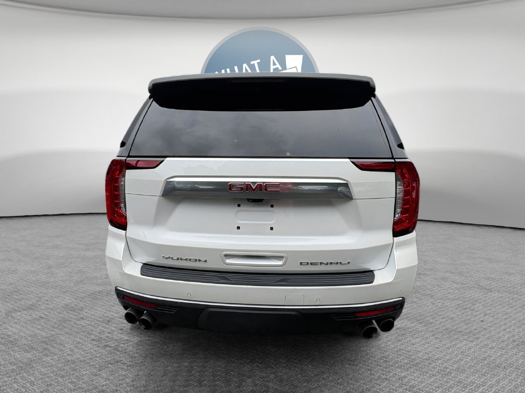 Used 2023 GMC Yukon XL Denali w/ Advanced Technology Package AWD/4WD image 5