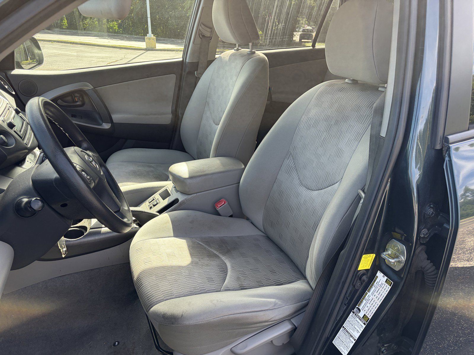 Used 2012 Toyota RAV4 4WD w/ Value Pkg image 11