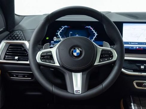 Used 2026 BMW X7 xDrive40i w/ M Sport Package AWD/4WD image 17