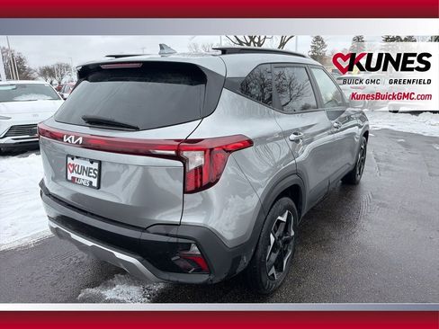 Used 2025 Kia Seltos S image 5